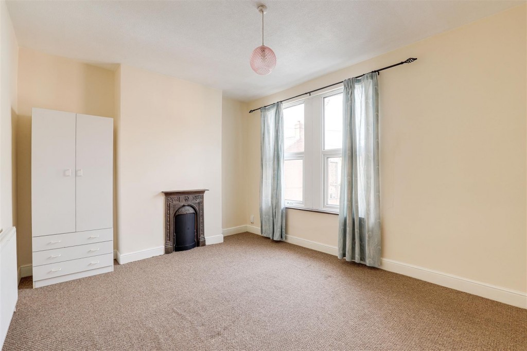 Glapton Road, The Meadows, Nottinghamshire, NG2 2FF