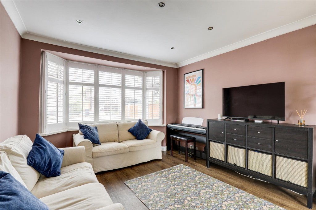 Breckhill Road, Woodthorpe, Nottinghamshire, NG5 4GP