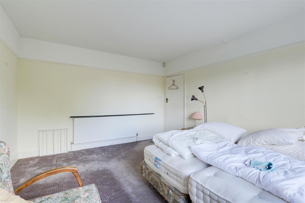 Priory Road, West Bridgford, Nottinghamshire, NG2 5HX