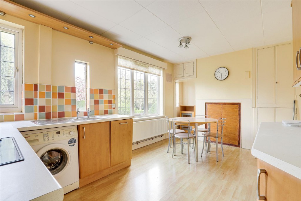 Priory Road, West Bridgford, Nottinghamshire, NG2 5HX