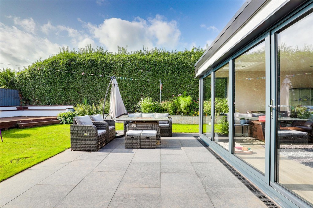 Greendale Gardens, Aspley, Nottinghamshire, NG8 3EE