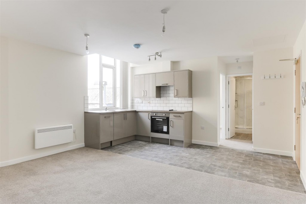 Albert House, Hucknall, Nottinghamshire, NG15 7BL