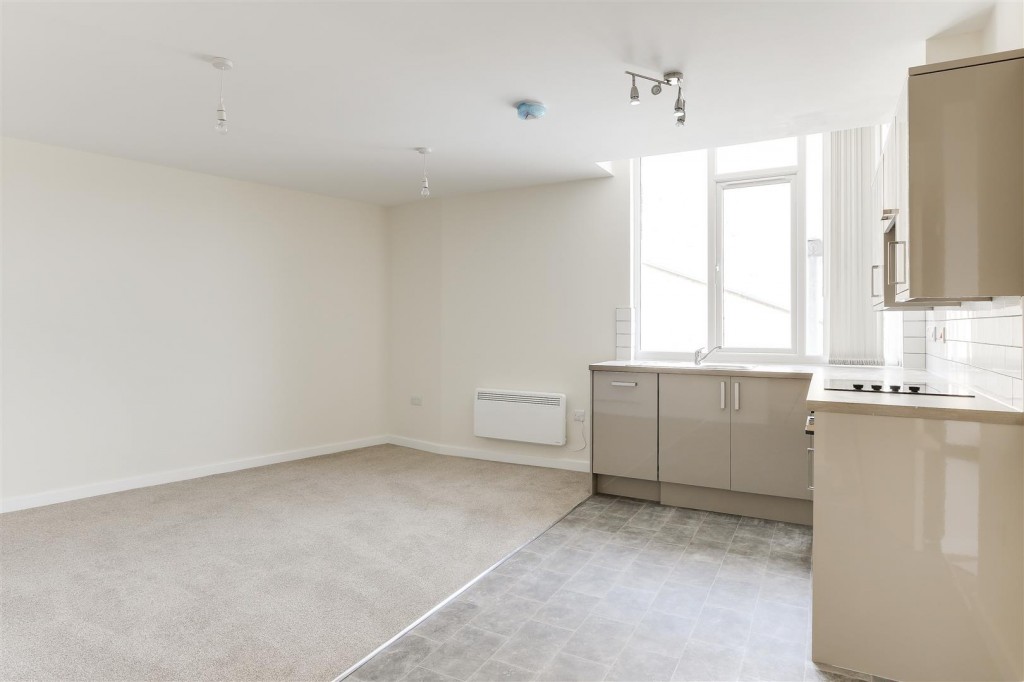Albert House, Hucknall, Nottinghamshire, NG15 7BL