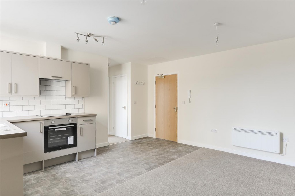 Albert House, Hucknall, Nottinghamshire, NG15 7BL
