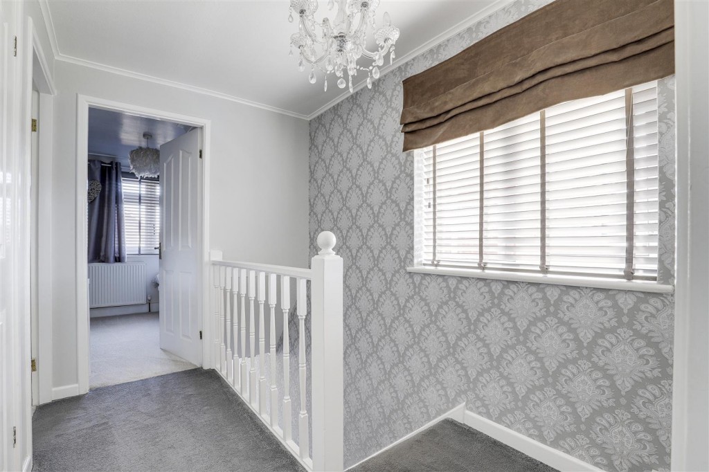 Bardfield Gardens, Rise Park, Nottinghamshire, NG5 5AY