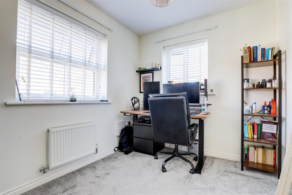Axmouth Drive, Mapperley, Nottinghamshire, NG3 5SX