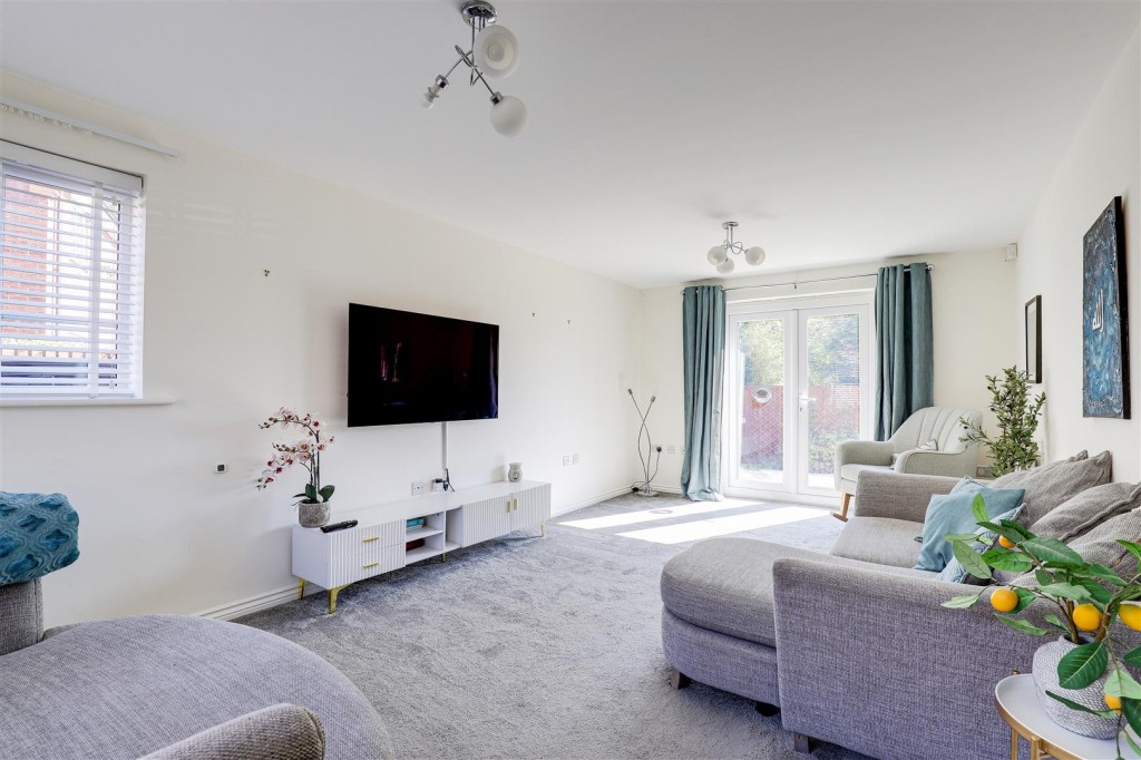Axmouth Drive, Mapperley, Nottinghamshire, NG3 5SX