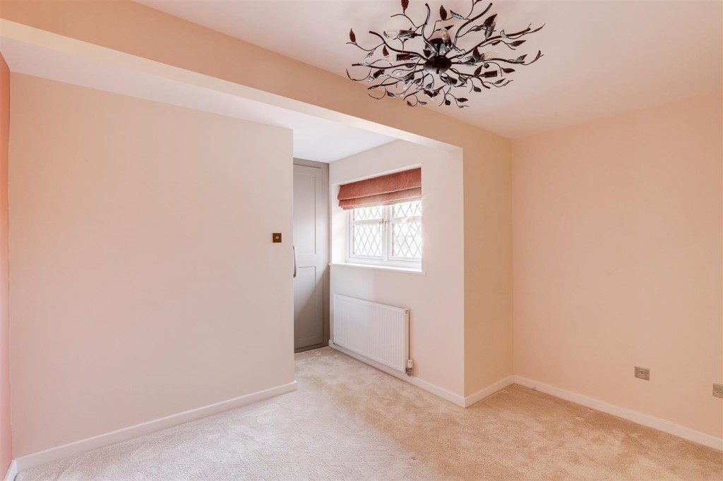 Crosslands Meadow, Colwick, Nottinghamshire, NG4 2DJ