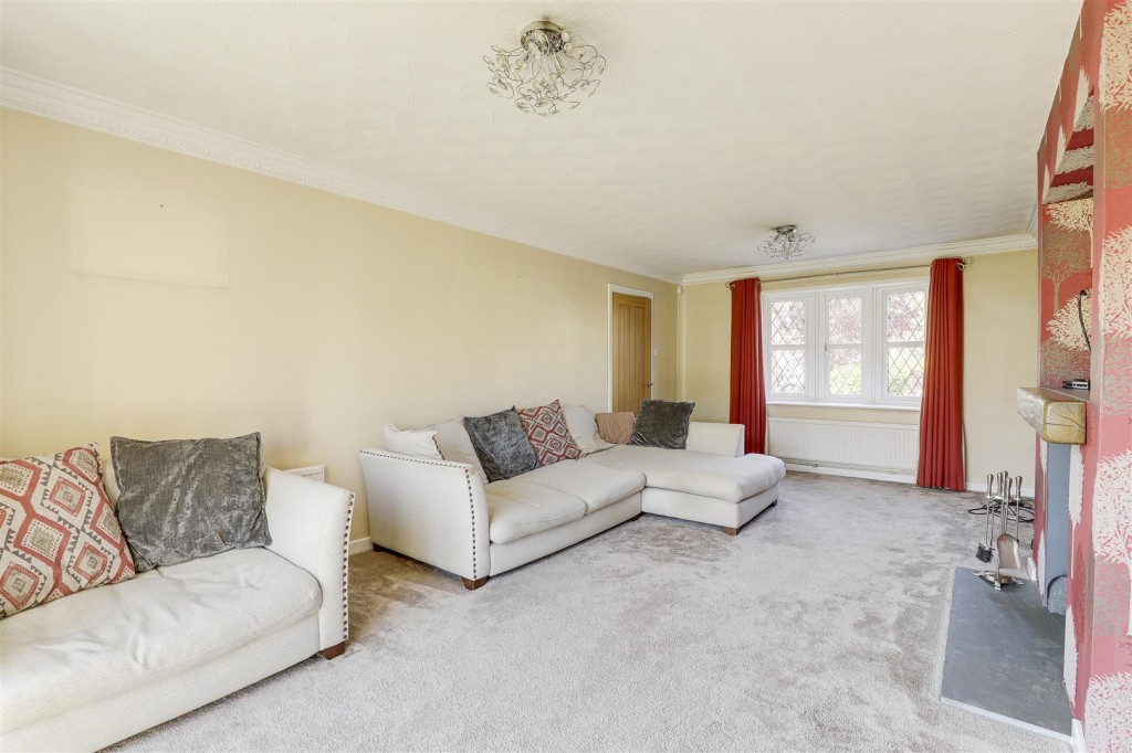 Crosslands Meadow, Colwick, Nottinghamshire, NG4 2DJ