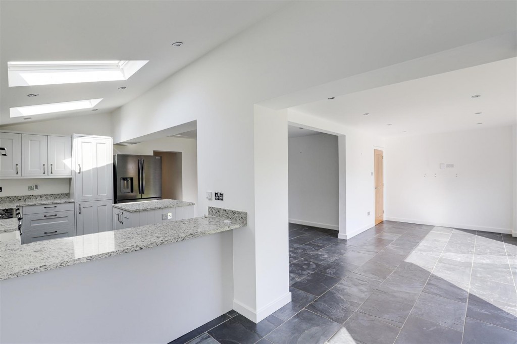 Crosslands Meadow, Colwick, Nottinghamshire, NG4 2DJ
