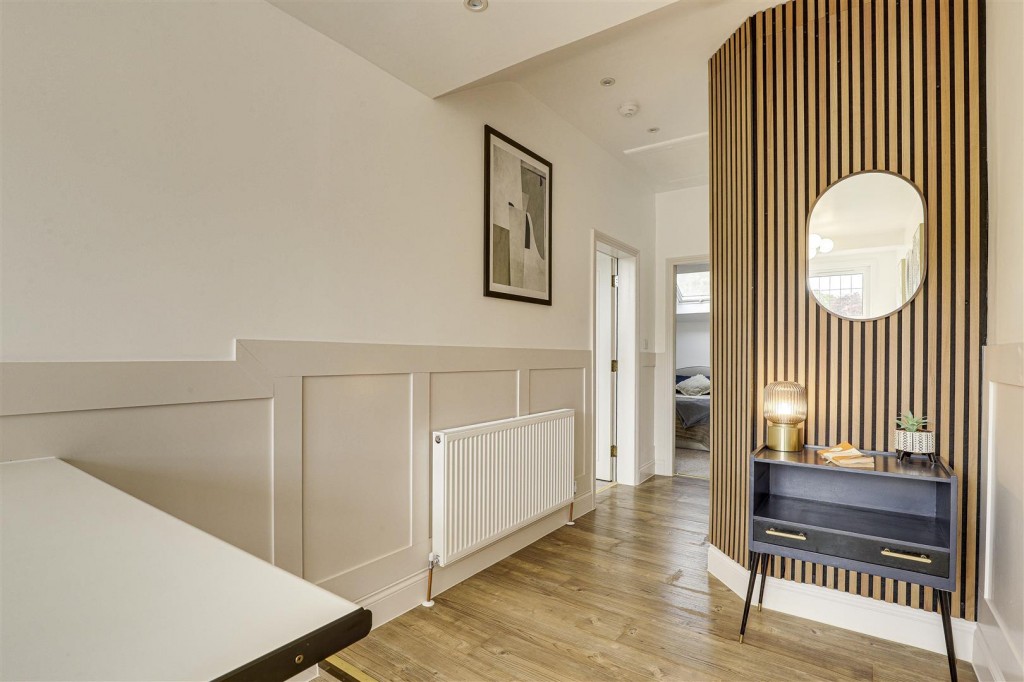 Elm Bank, Mapperley Park, Nottinghamshire, NG3 5AJ