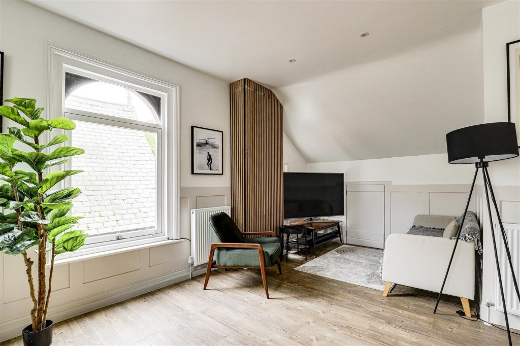 Elm Bank, Mapperley Park, Nottinghamshire, NG3 5AJ