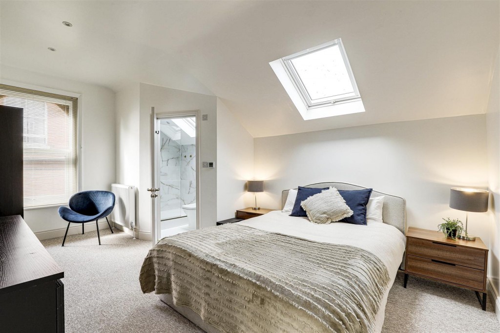 Elm Bank, Mapperley Park, Nottinghamshire, NG3 5AJ