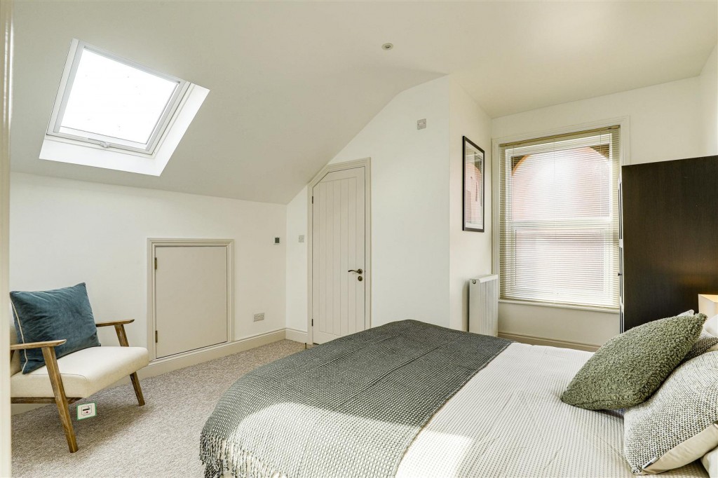Elm Bank, Mapperley Park, Nottinghamshire, NG3 5AJ