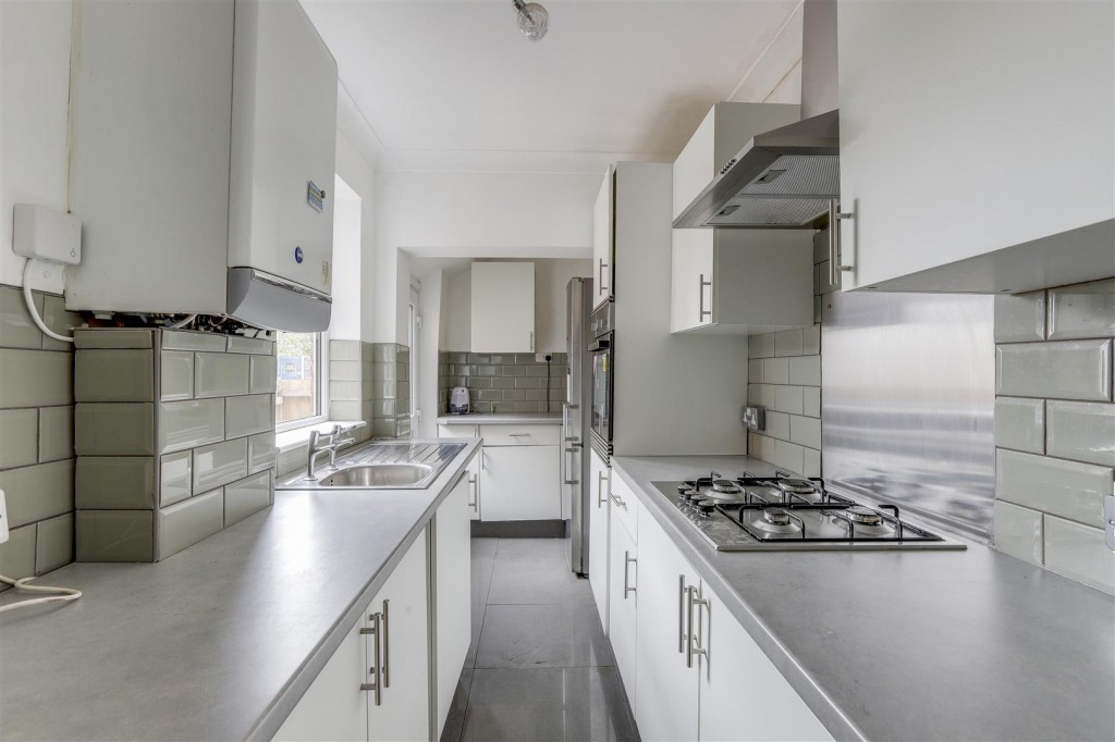 Kingston Avenue, Ilkeston, Derbyshire, DE7 4BA