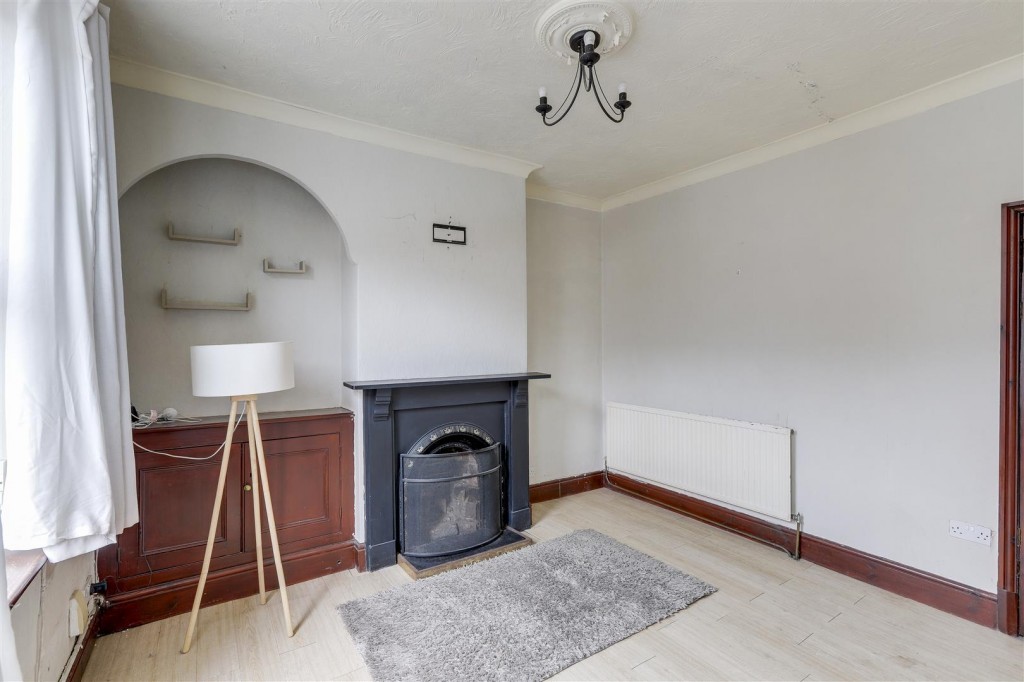 Kingston Avenue, Ilkeston, Derbyshire, DE7 4BA