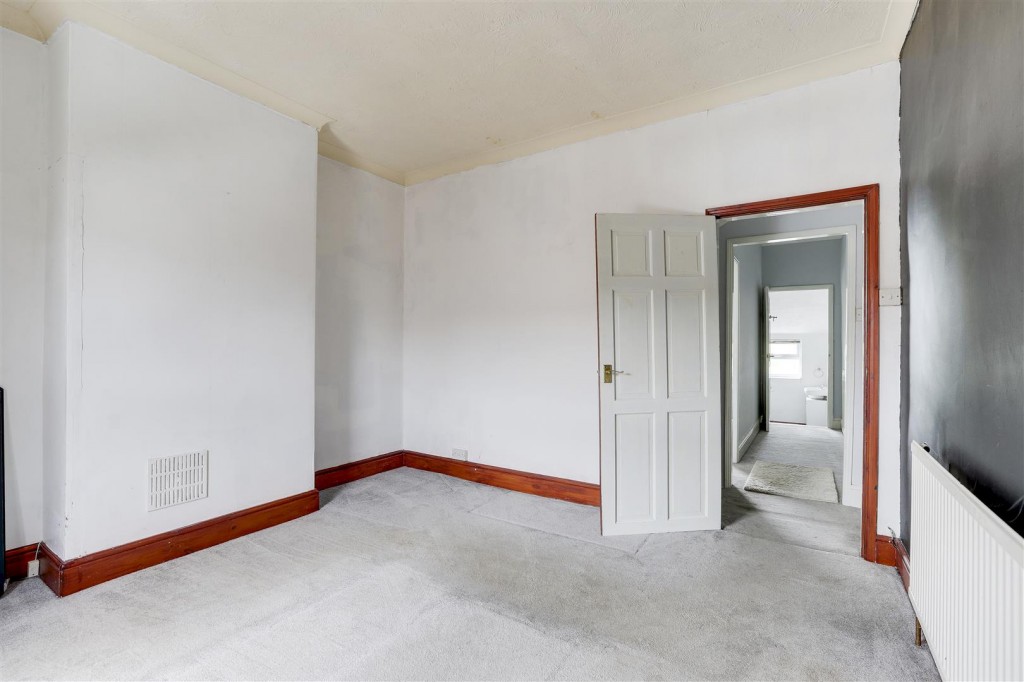 Kingston Avenue, Ilkeston, Derbyshire, DE7 4BA