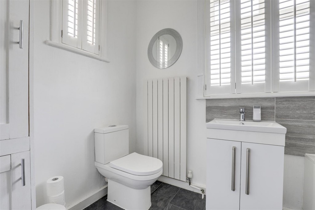 Breckhill Road, Woodthorpe, Nottinghamshire, NG5 4GP