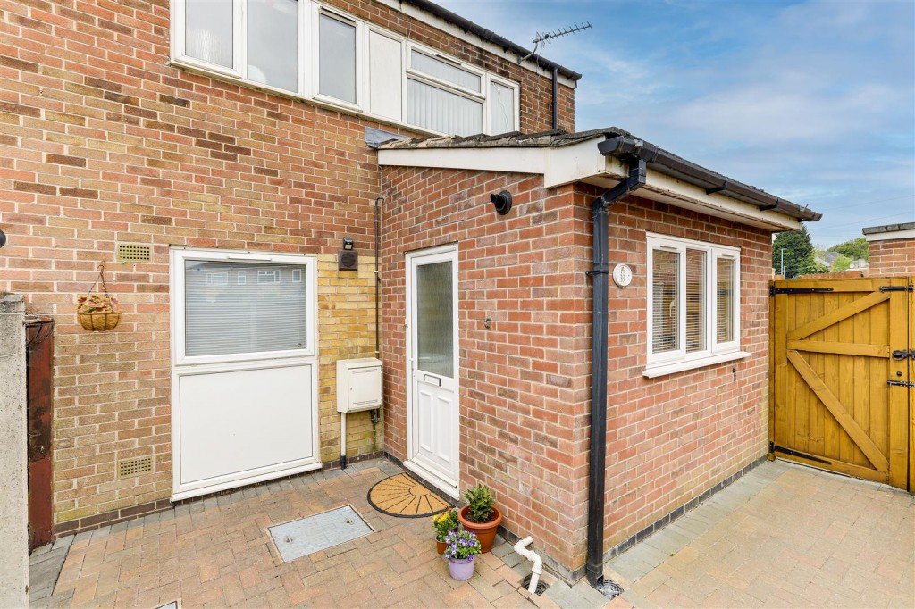 George Street, Hucknall, Nottinghamshire, NG15 7DZ