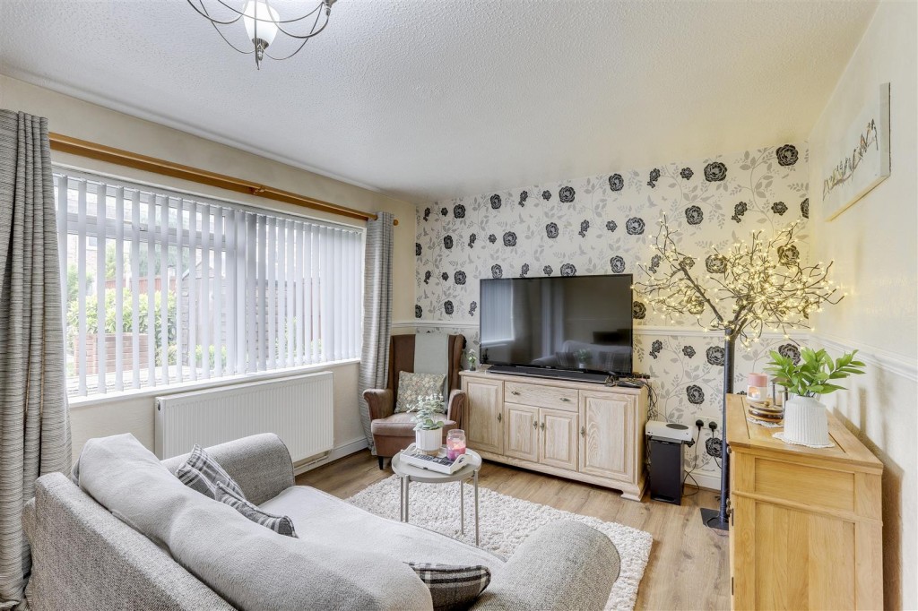 George Street, Hucknall, Nottinghamshire, NG15 7DZ
