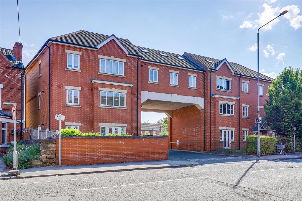 Dukes Court, Portland Road, Hucknall, Nottinghamshire, NG15 7UX
