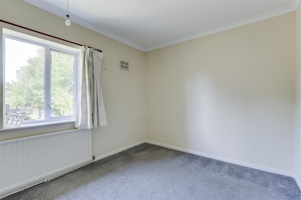 Astral Grove, Hucknall, Nottinghamshire, NG15 6FY