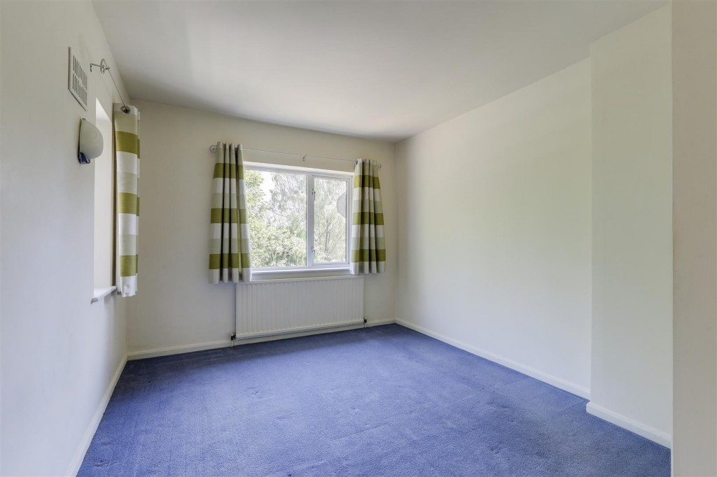 Astral Grove, Hucknall, Nottinghamshire, NG15 6FY