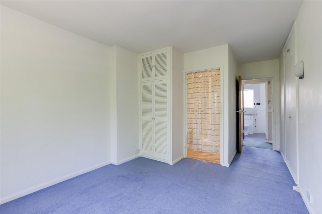 Astral Grove, Hucknall, Nottinghamshire, NG15 6FY