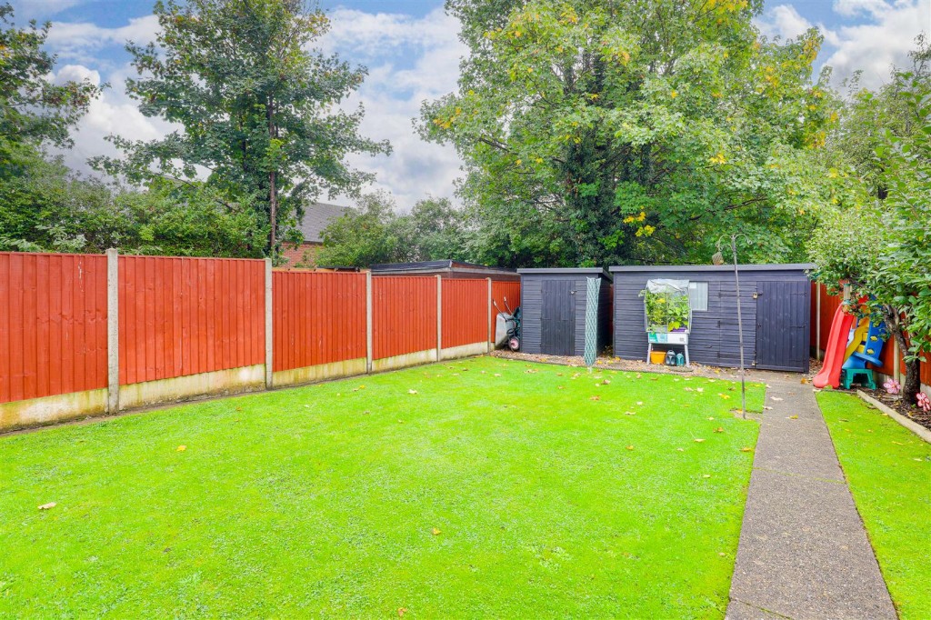 Magnus Road, Sherwood Nottinghamshire, NG5 3AB