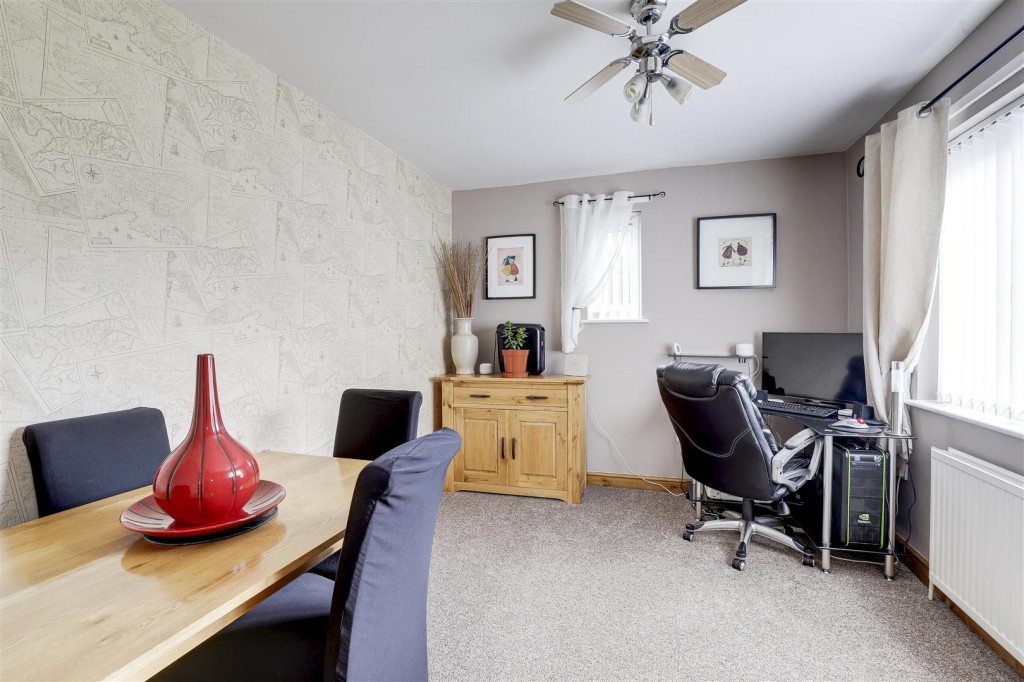 Magnus Road, Sherwood Nottinghamshire, NG5 3AB