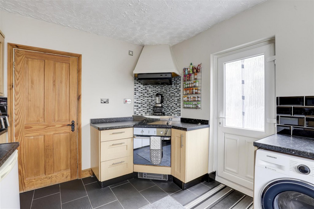 Magnus Road, Sherwood Nottinghamshire, NG5 3AB