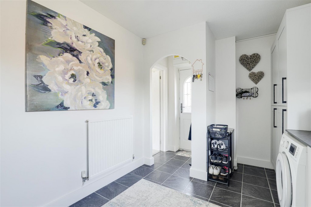 Dylan Thomas Road, Bestwood Park, Nottinghamshire, NG5 5UA