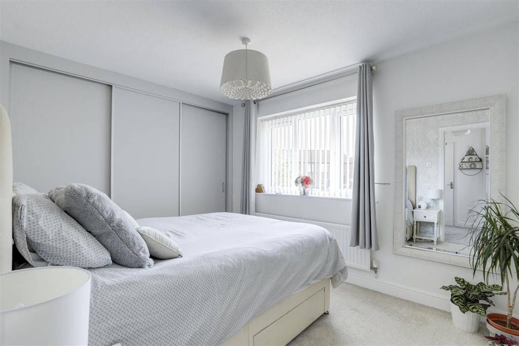 Dylan Thomas Road, Bestwood Park, Nottinghamshire, NG5 5UA