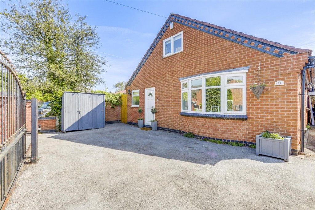 Orchard Close, Breaston, Derbyshire, DE72 3AT