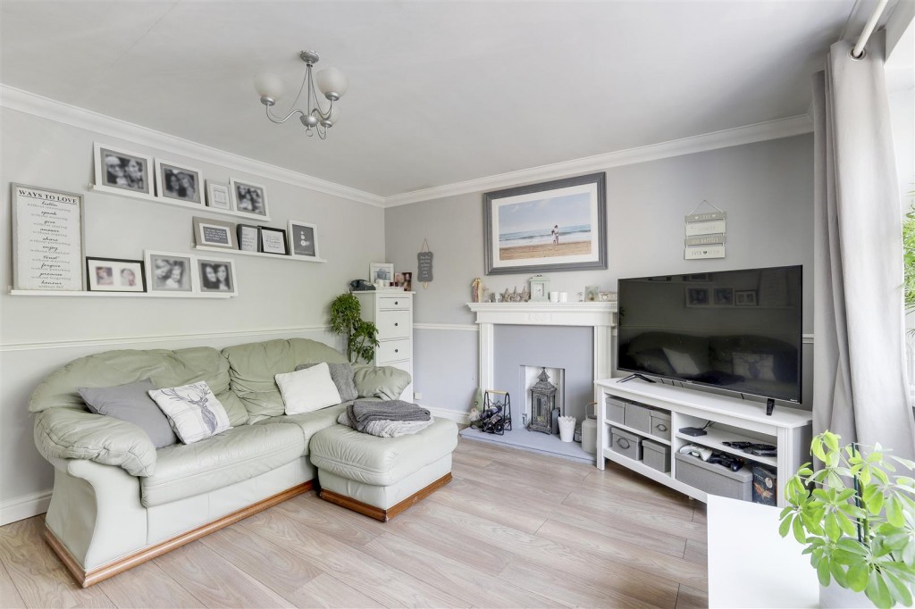 Orchard Close, Breaston, Derbyshire, DE72 3AT