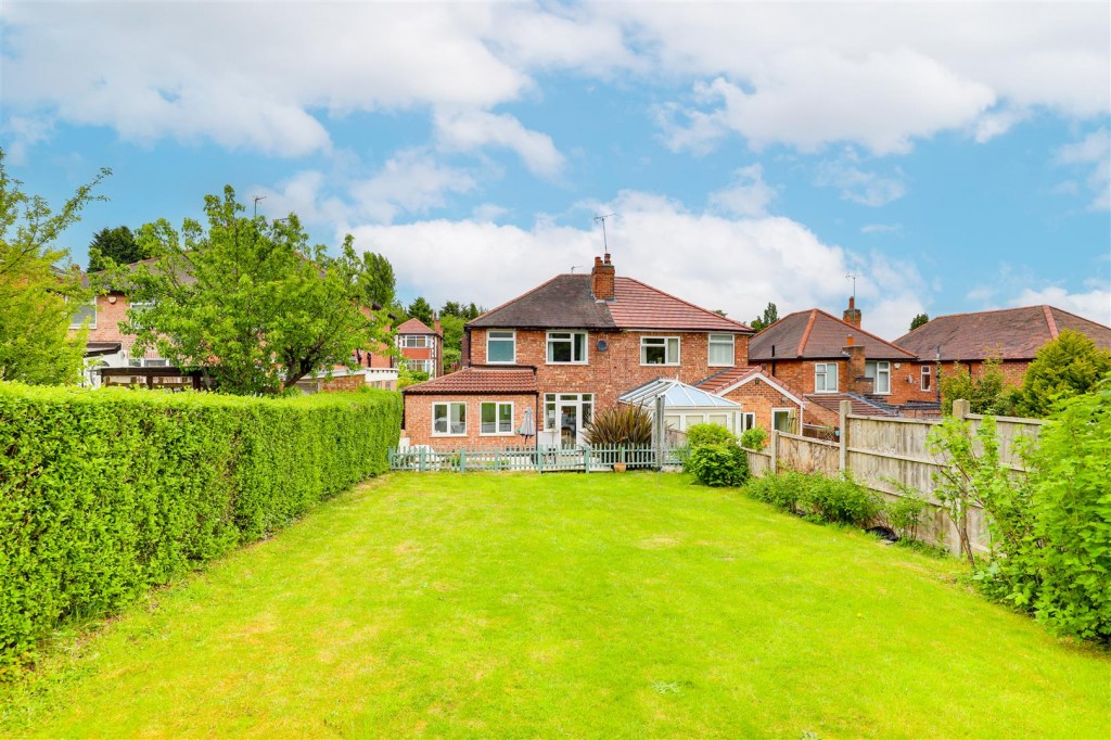 Foxhill Road, Carlton, Nottinghamshire, NG4 1PZ
