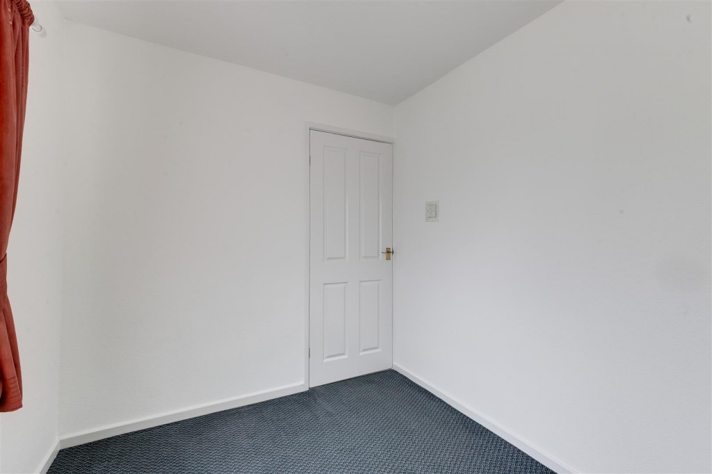 Campbell Drive, Carlton, Nottinghamshire, NG4 1RD