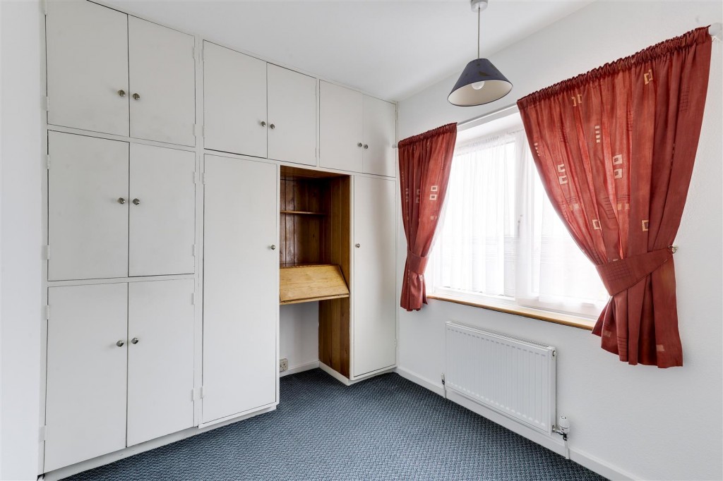 Campbell Drive, Carlton, Nottinghamshire, NG4 1RD