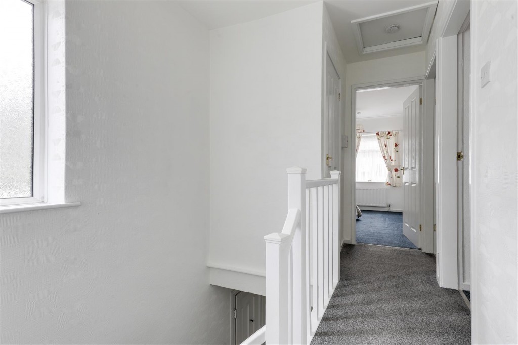 Campbell Drive, Carlton, Nottinghamshire, NG4 1RD