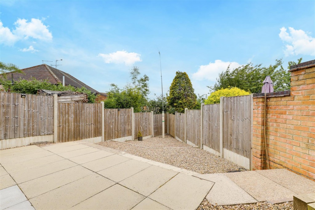 Campbell Drive, Carlton, Nottinghamshire, NG4 1RD