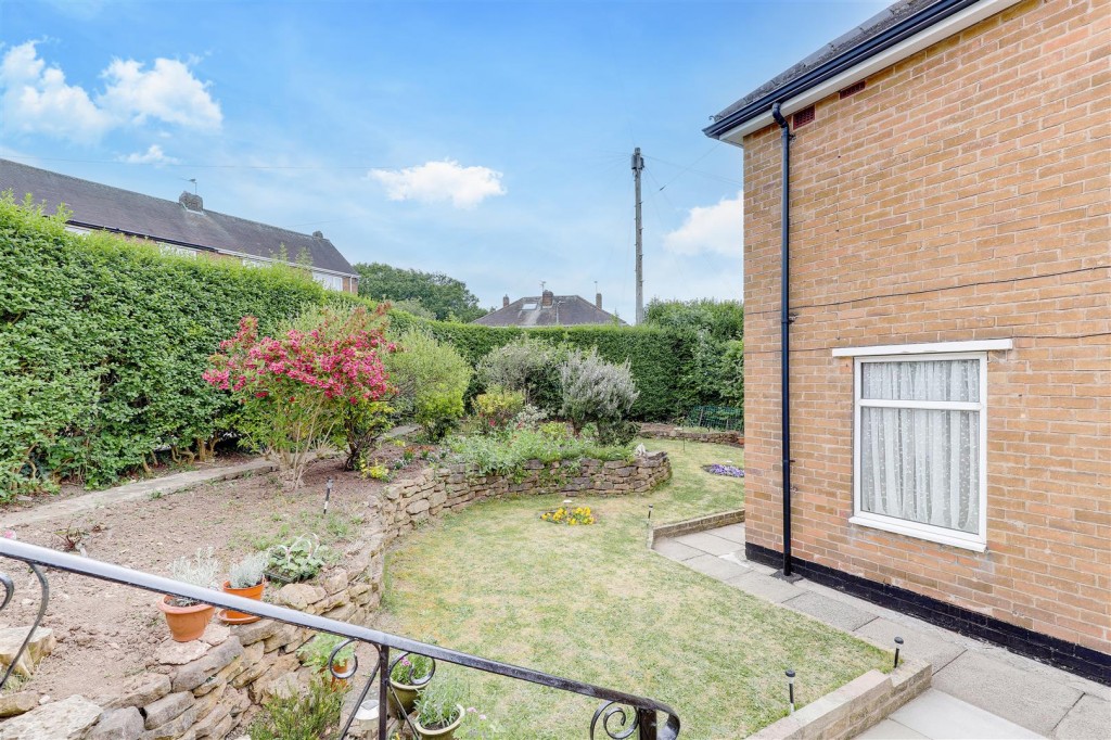 Campbell Drive, Carlton, Nottinghamshire, NG4 1RD