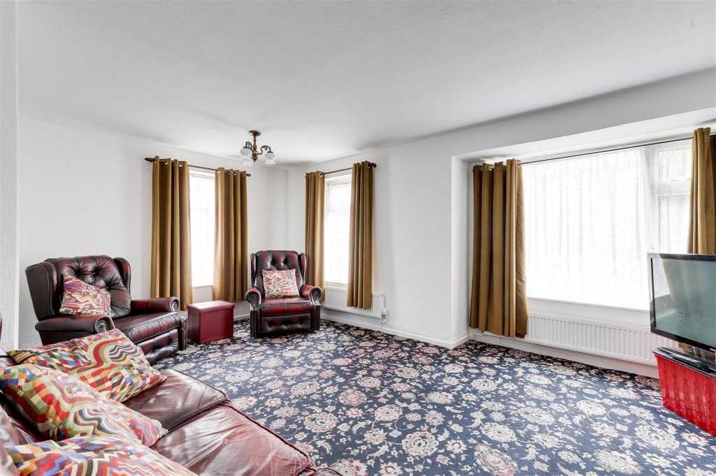 Campbell Drive, Carlton, Nottinghamshire, NG4 1RD