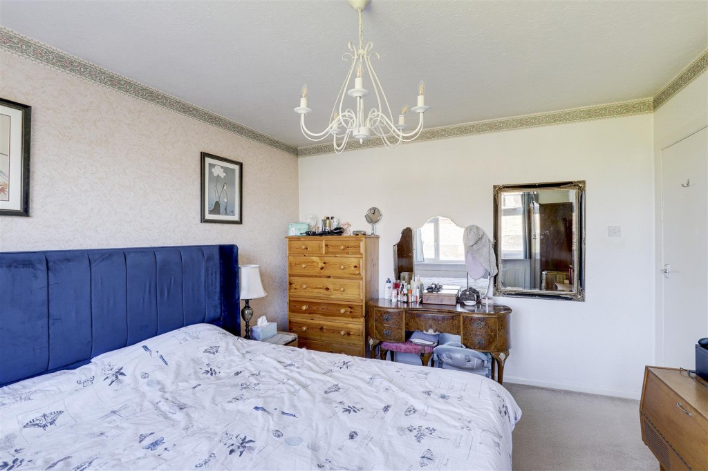 Waddington Drive, West Bridgford, Nottinghamshire, NG2 7GT