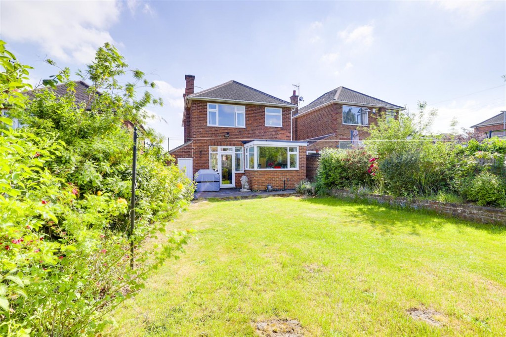 Waddington Drive, West Bridgford, Nottinghamshire, NG2 7GT