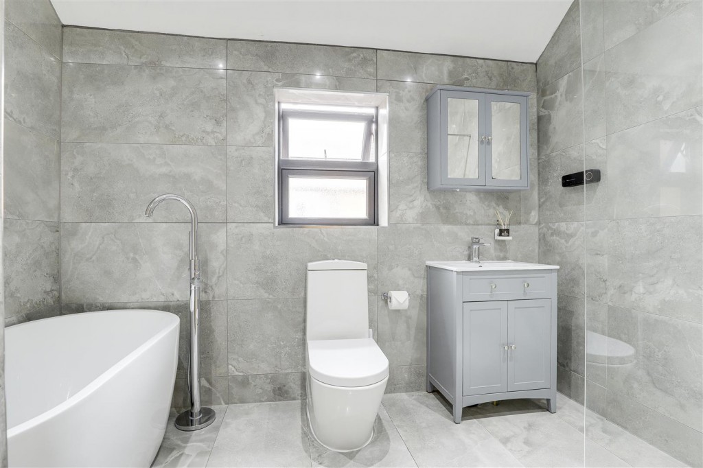 Priory Road, West Bridgford, Nottinghamshire, NG2 5HU