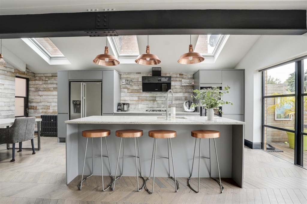 Priory Road, West Bridgford, Nottinghamshire, NG2 5HU