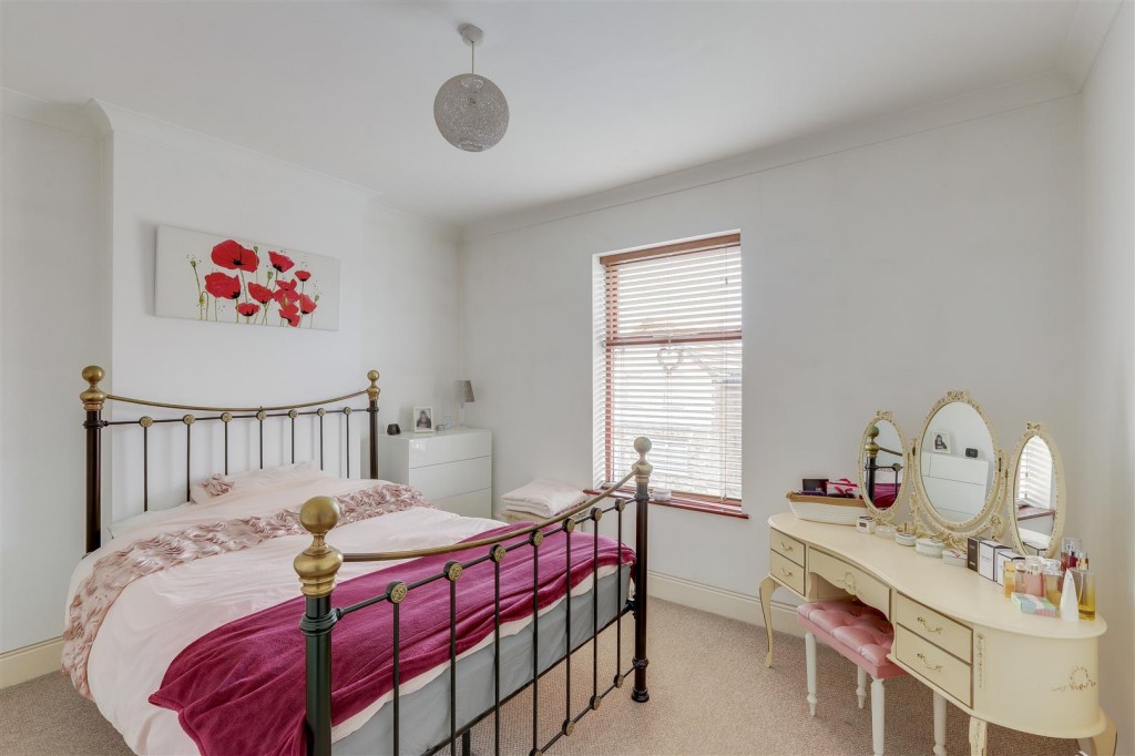 Thorneywood Road, Long Eaton, Derbyshire, NG10 2DY