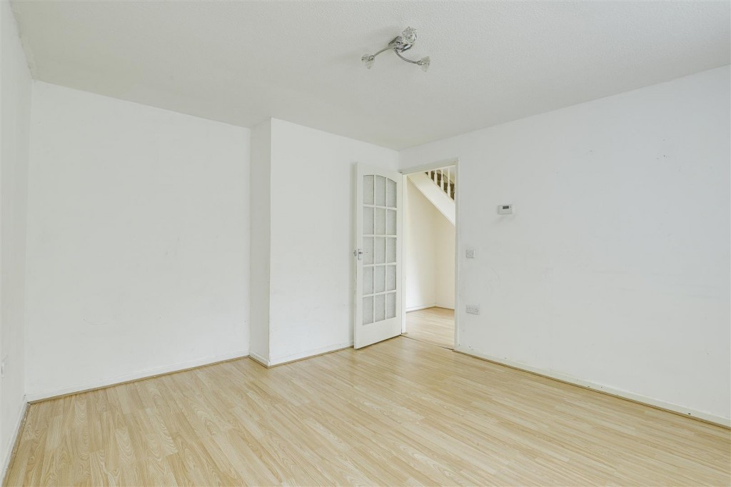 Barent Walk, Bestwood, Nottinghamshire, NG5 5LQ
