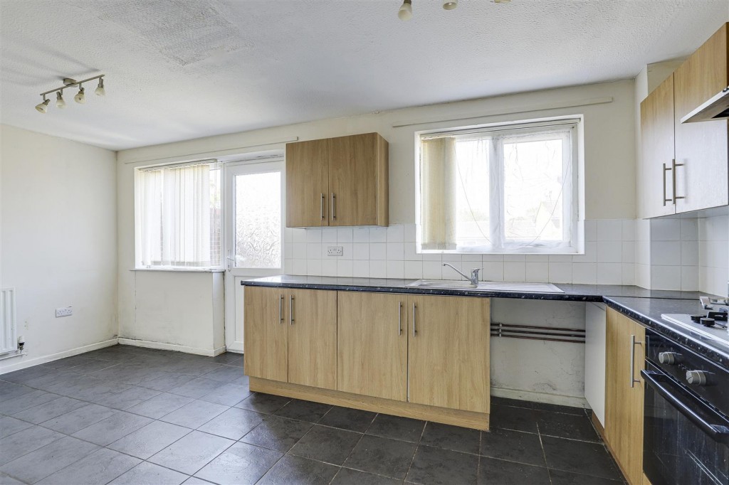 Barent Walk, Bestwood, Nottinghamshire, NG5 5LQ