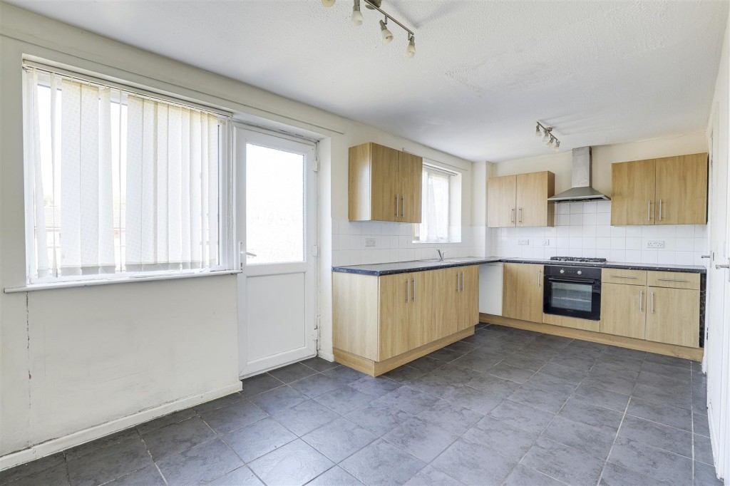 Barent Walk, Bestwood, Nottinghamshire, NG5 5LQ